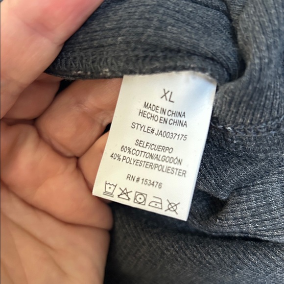 Black Sleeveless Jumpsuit - Picture 6 of 6